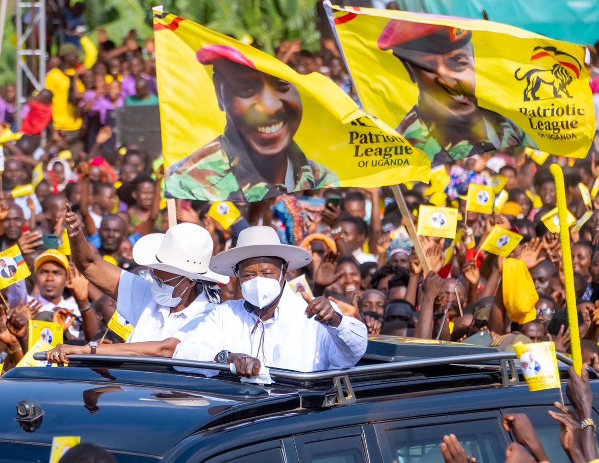Ruhembo'gwenjura (@ruheemba) on Twitter photo Happy 51st birthday to you Gen. Muhoozi Kainerugaba, our Generational Leader and Next President. To some of us, serving you is the greatest honor of our lives. Long Live MK!
<a href="/mkainerugaba/">Muhoozi Kainerugaba</a> <a href="/KagutaMuseveni/">Yoweri K Museveni</a> Happy 51st birthday to you Gen. Muhoozi Kainerugaba, our Generational Leader and Next President. To some of us, serving you is the greatest honor of our lives. Long Live MK!
<a href="/mkainerugaba/">Muhoozi Kainerugaba</a> <a href="/KagutaMuseveni/">Yoweri K Museveni</a>