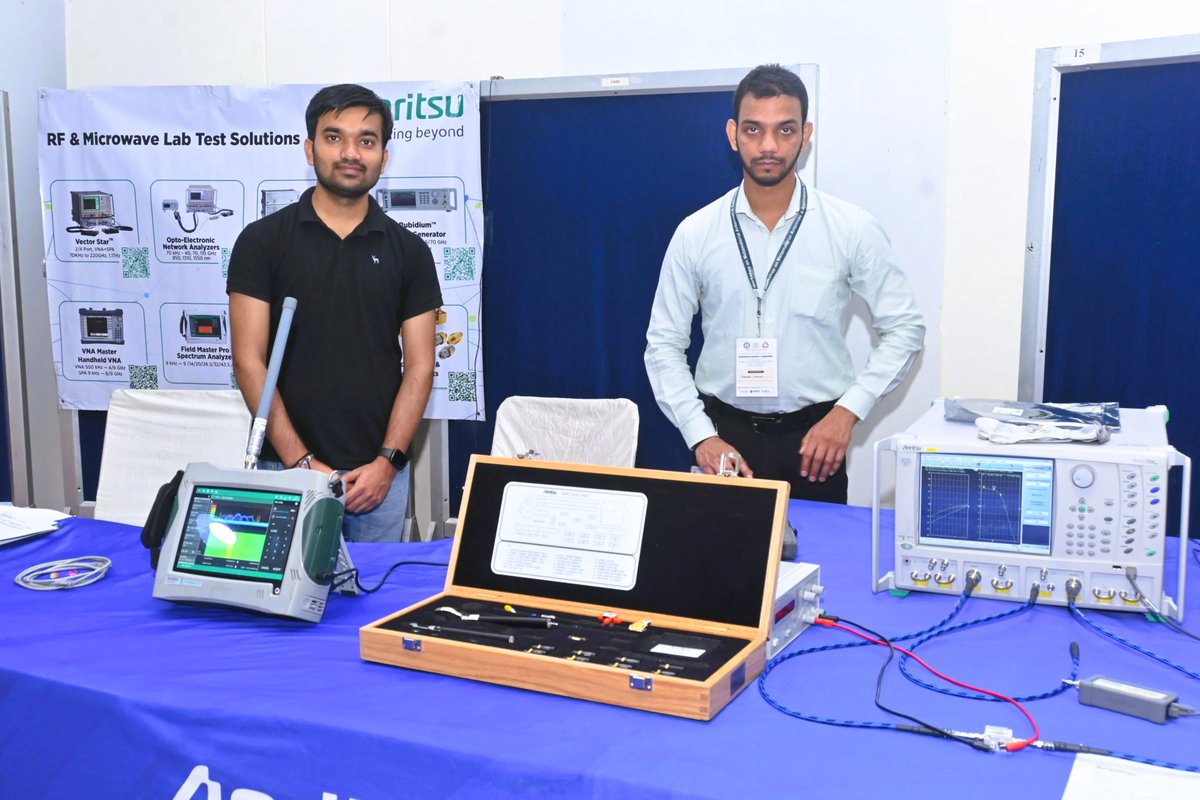 Prof_Raghvendra's tweet photo. A concurrent exhibition featured next-gen tools from Keysight Technologies, Agmatel India Pvt Ltd, Rohde &amp; Schwarz, and Anritsu, including D-band setups, VNAs, and spectrum analyzers. https://t.co/3Tuu0cVHou