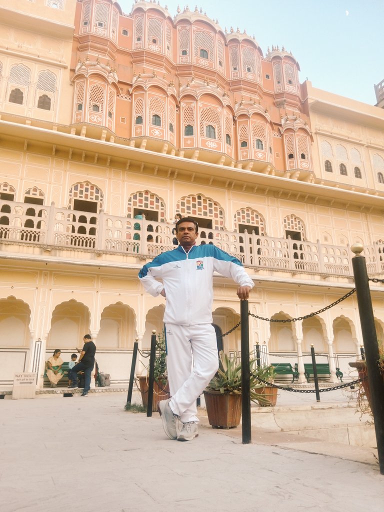 Money is the worst discovery of human life.
But it is the most trusted material to test human nature.
Good morning friends.