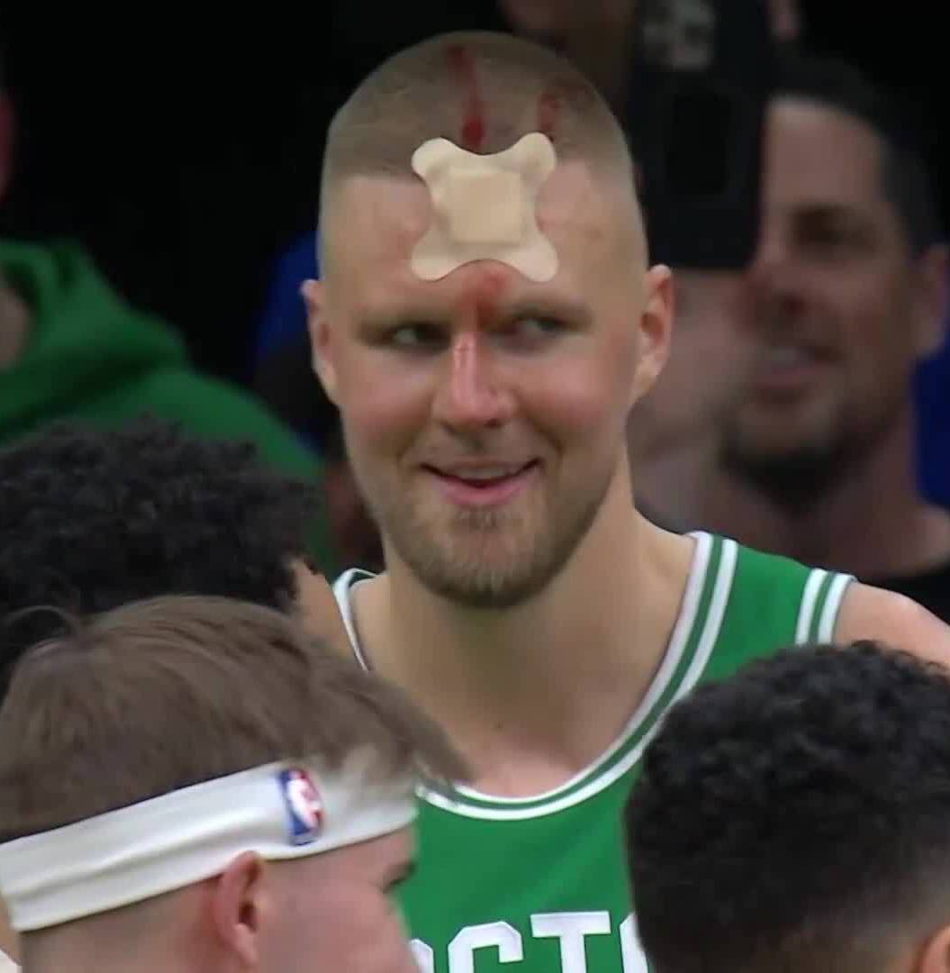 BleacherReport's tweet image. 