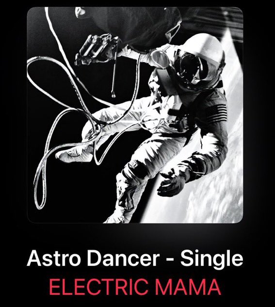 AnatomyOfNMT's tweet photo. @ELECTRICMAMA69 In 2024 June 21th, #ElectricMama gave a birth to this tune, or #AstroDancer as if to celebrate Kenji’s birthday.
The moment I come across the introduction of this tunes, I feel extraordinary catarlsis.
I define this tune as representatives of Ele-Mama.🚀
https://t.co/GmJDeTCaVX https://t.co/eE4QbIS5a6