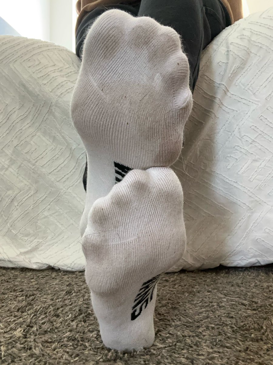 QueenRowensocks's tweet photo. I HEARD YOU LIKED DIRTY SOCKS 🧦
Soccer socks 2 weeks worn 

DOING NEW CUSTOMS

findom footdom dom goddess ff rp rt like fetish Socks feet humiliation giantess drain https://t.co/nfZojiG4m2