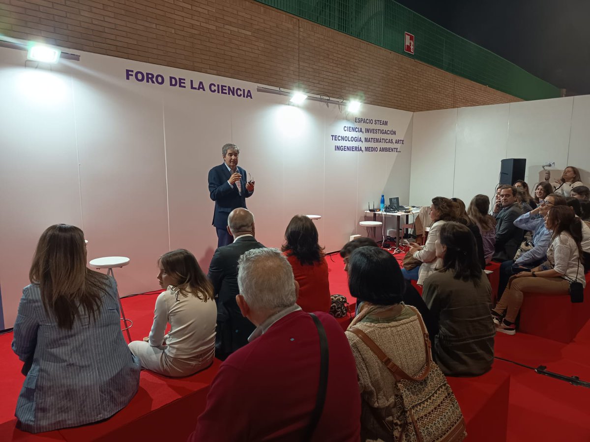 🚀 Desde Sevilla despega #ShakthiSAT España: una misión global que pone a las niñas en el centro de la exploración espacial.

Presentada en la 23ª Feria de la Ciencia, involucra a 12.000 chicas de 108 países en formación STEM. 👩‍🚀✨

#NiñasEnLaCiencia #STEMGirls #23FeriaCiencia