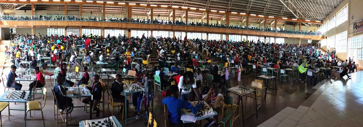 I never imagined that I would in my life time see +7,200 kids playing chess in a single event.
Kenyan chess growing exponentially!!
kenyachessmasala.com/2025/04/2025-k…