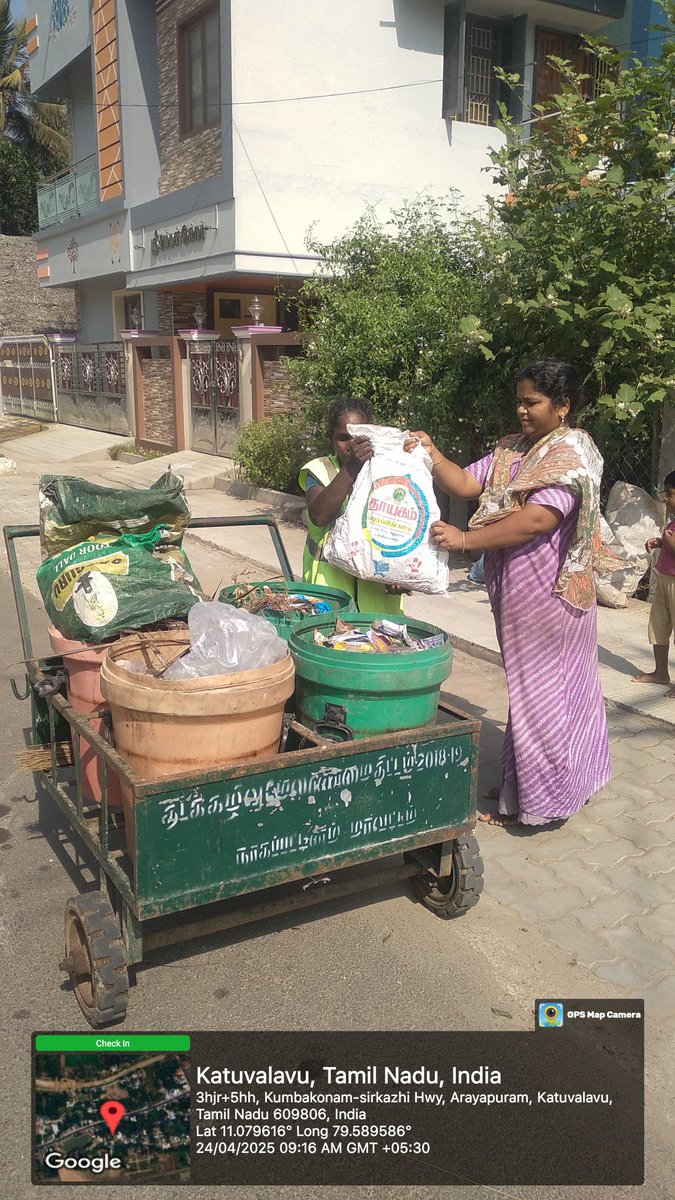 SbmGmyd_Media's tweet photo. Ensuring Daily Waste Collection In Mayiladuthurai District
@tnrdpr
@TNSanitation
@swachhbharat
@MoRD_GoI
#SBMG #Mayiladuthurai #Dailywastecollection https://t.co/PVsaDWDpgo