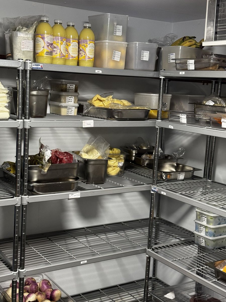 WilliamsRef's tweet image. Our refrigeration is designed to improve kitchen efficiency and productivity, such as this coldroom and undercounter freezer installed at Claro restaurant in London. ❄️

Our Aztra undercounter here 🔎 ow.ly/Cv9t50VG7Wb #CommercialKitchen #UndercounterFreezer