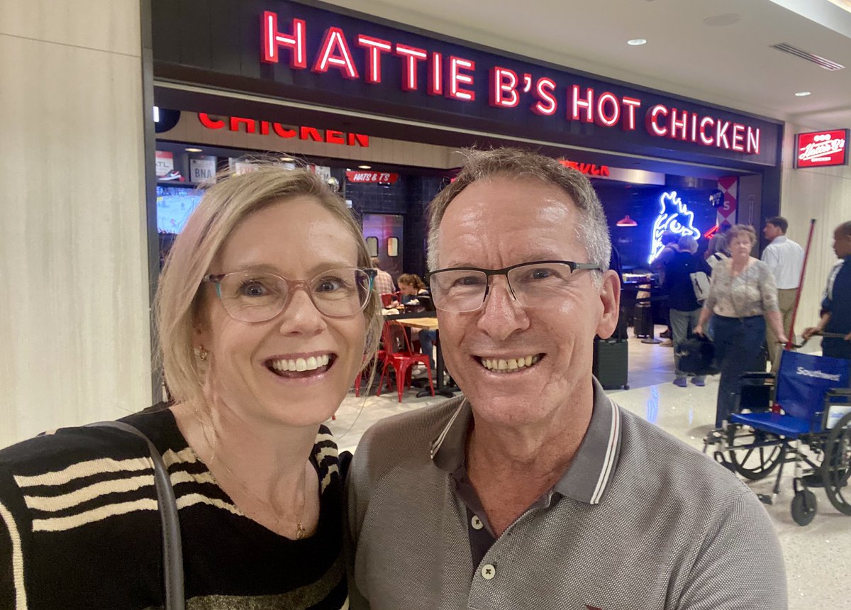 DrMarniqueB's tweet image. 🎸 Hello from Nashville!

Starting this exciting US traveling fellowship with the legendary Dr Dean Knoll - a pioneer in prosthetic urology

🧠 Insightful conversations
🛠️ Surgical finesse
🤝 A warm Southern welcome

Huge thanks to @bsc_urology ✈️ and @USANZUrology #AUA25