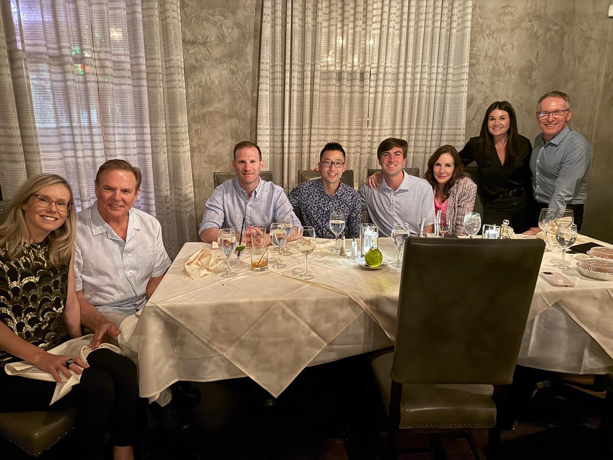 DrMarniqueB's tweet image. 🎸 Hello from Nashville!

Starting this exciting US traveling fellowship with the legendary Dr Dean Knoll - a pioneer in prosthetic urology

🧠 Insightful conversations
🛠️ Surgical finesse
🤝 A warm Southern welcome

Huge thanks to @bsc_urology ✈️ and @USANZUrology #AUA25