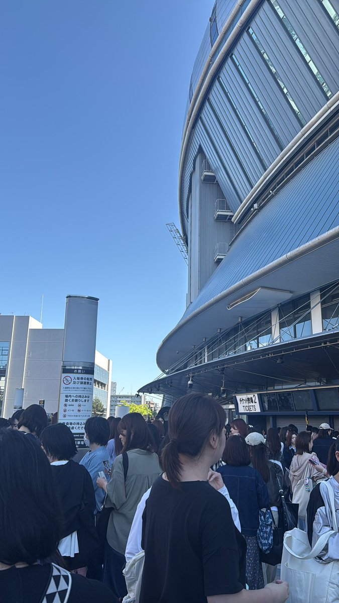 みー tweet media
