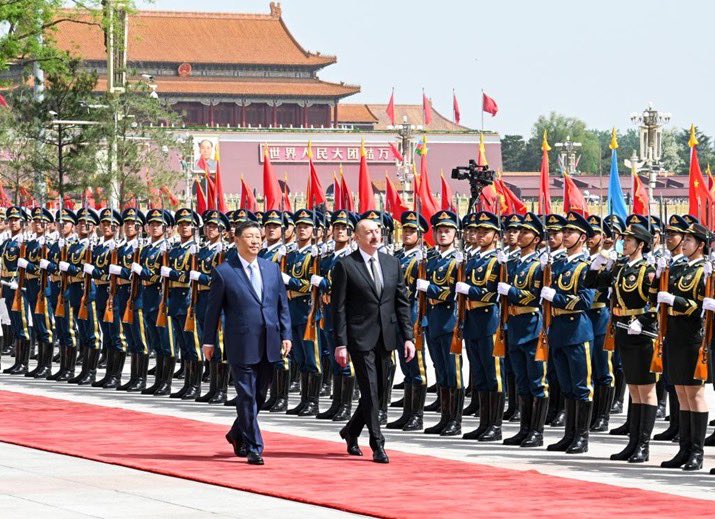 BeijingReview's tweet photo. #China is willing to work with #Azerbaijan to safeguard the international system with the #UnitedNations at its core and the international order based on international law, firmly protect their respective legitimate rights and interests, and defend international fairness and justice, he said.
https://t.co/woi4vZsagx