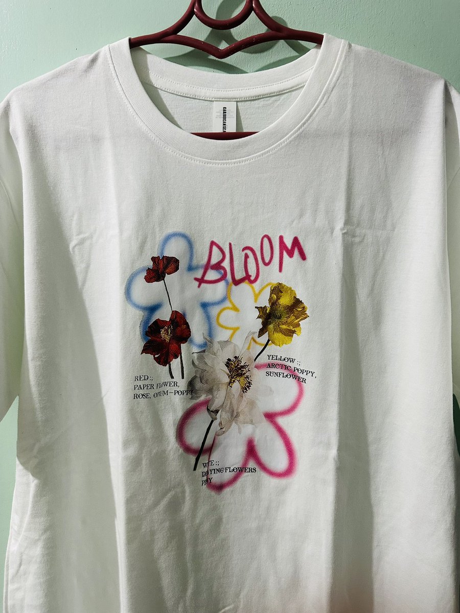 cylPLLIe22's tweet photo. Got my #eunho bday shirt~ Yaaay~ will wear this on May 24 @ #RedCardsSilverChain event~β€οΈSee you guys~β€οΈ https://t.co/y79VuToFs8