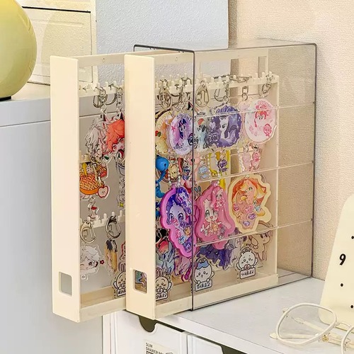 #RT + #Follow  추첨으로 2분께 아이보리색 키링 보관함 증정! 
(추첨일: 5월 15일)

✨ 덕후의 필수템! 흩어진 키링, 악세사리 이제 한 번에 깔끔하게 정리하세요! 🥰

키링 보관함 판매 중!
👉 nanaland430.cafe24.com/product/%ED%95…

#키링정리 #굿즈보관 #악세사리정리 #굿즈샵 #정리템