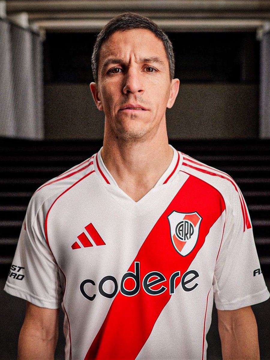 PasionRiverRP's tweet photo. 🔴⚪️ NACHO FERNÁNDEZ en el 2-2 de River Plate ante Independiente del Valle por la Copa Libertadores:

◉ 45 minutos en cancha.
◉ NO ERRÓ NINGÚN PASE (13/13).
◉ 2 oportunidades creadas.
◉ 2 infracciones recibidas.

@dataref_ar https://t.co/tcz5hGJHIn