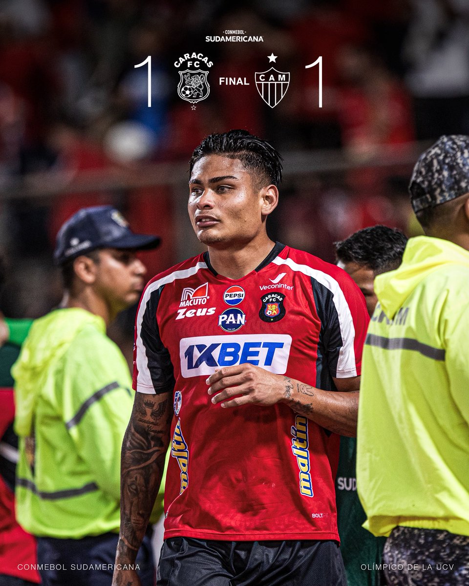 Caracas_FC's tweet image. #Sudamericana | Grupo H | J3 | @Caracas_FC 1-1 @Atletico | 90'+6 | ¡¡FINAAAL!! Empate para seguir luchando por el liderato del grupo y trascender. ¡EN CASA SEGUIMOS JUNTOS! ¡VAMOS CARACAS!