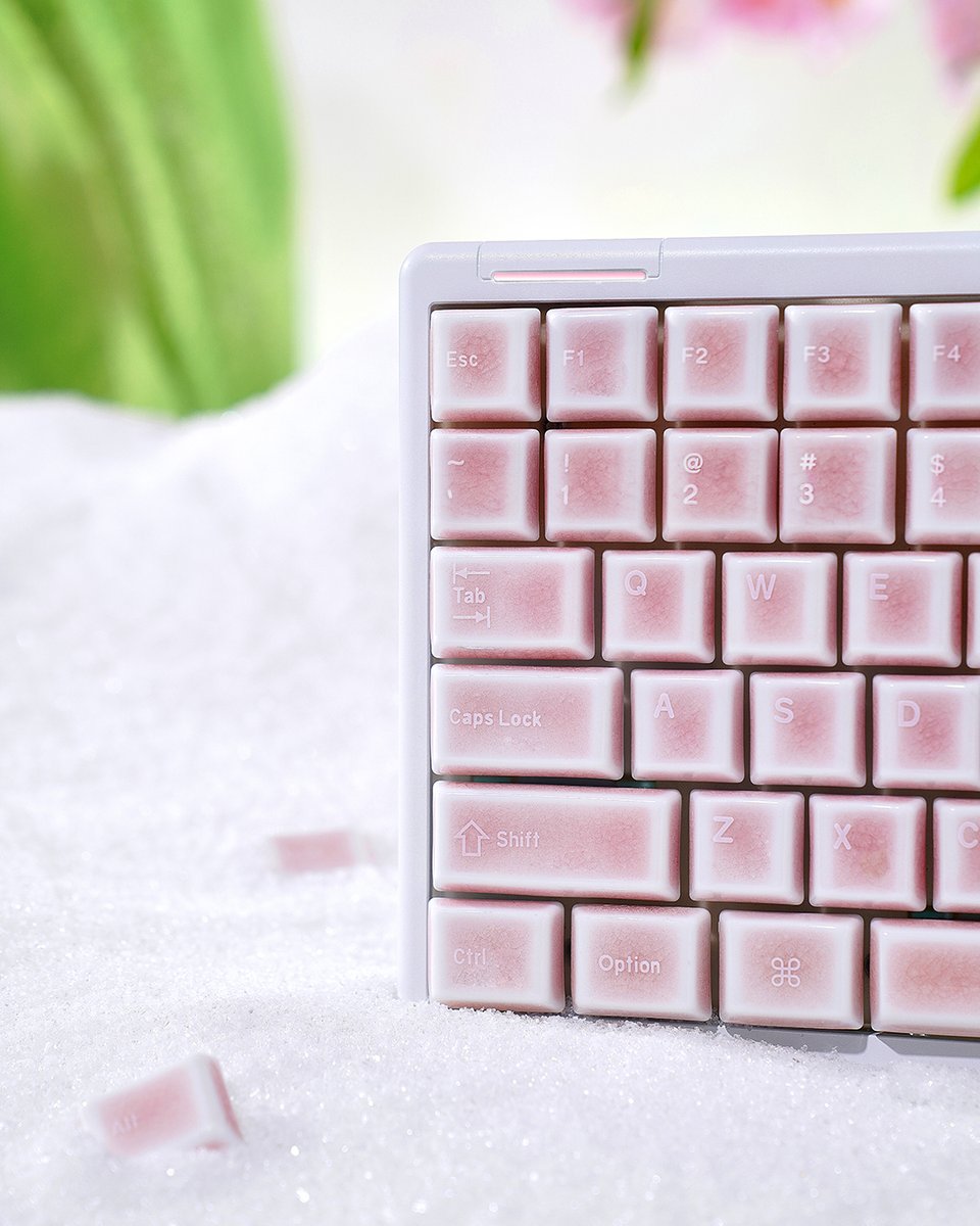 CerakeyOfficial's tweet photo. ZEN75 | Go Crazed With Ceramic Keycaps

🌸 Pink Crazed - Whispers of Spring in Every Stroke​

Pink Crazed low-profile ceramic keycaps bloom with delicate rosy charm. Let this subtle wash of springtime elegance awaken your keyboard. 🌸

#cerakey #zen75 https://t.co/mD8heBSSEX