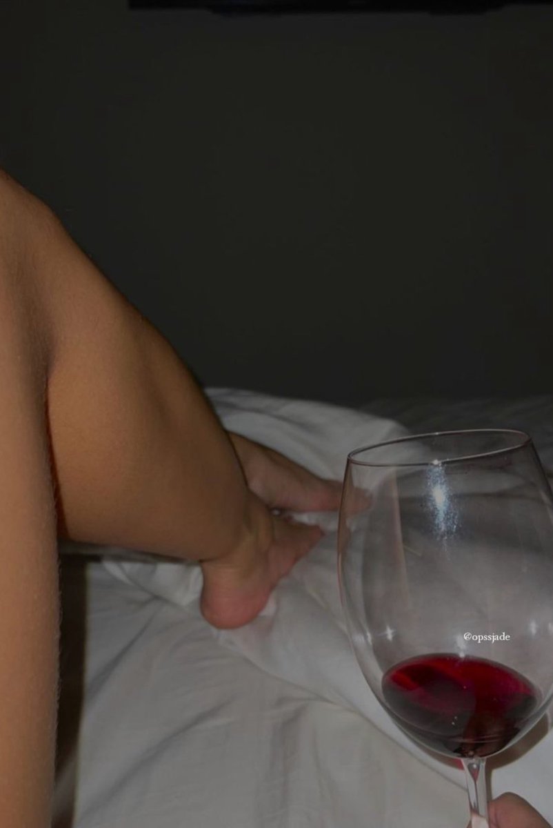 Goddess_JJ_Fab's tweet photo. Being a boss domme is exhausting. I manage your pathetic urges like it’s a full-time job, because it is.
I’m going to bed now. While I sleep like a goddess, you’ll send tribute like the desperate little wallet you are. Cash me or crawl.
#Findom #PayPig #GoddessResting https://t.co/HMUekWBf2F