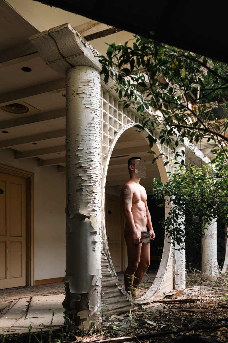 退去虛偽的衣裳
留下最真的皮囊