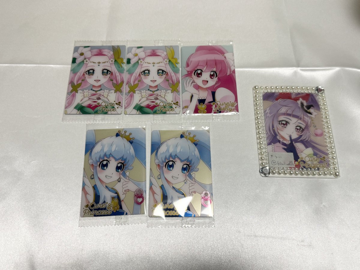【交換】 プリキュア ウエハース 11

《 譲 》 HR フェリーチェ2 ラブリー1 プリンセス2

《 求 》 HR マジカル

郵送交換
お気軽にお声がけください🌼