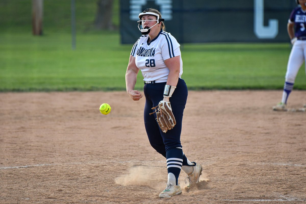 cunebulldogs's tweet photo. 🥎 | @cunesoftball RECAP: Concordia falls to Bellevue in non-conference clash - https://t.co/egNAKsBScW https://t.co/j1H1rz2o0n