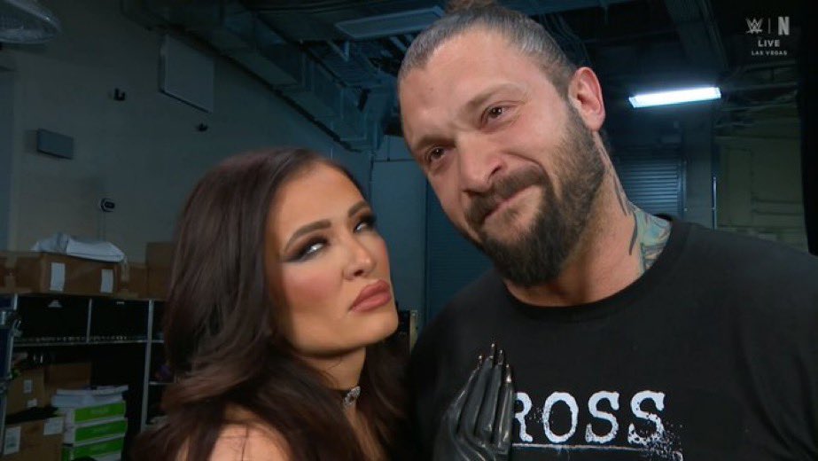 KingofIWC's tweet photo. Karrion Kross is prove that the IWC likes to follow the trend of hating certain wrestlers just because 

He’s getting all this praise now when he’s always been talented. I’d like it if people would actually think for themselves instead of being followers https://t.co/vw3pmW0btT
