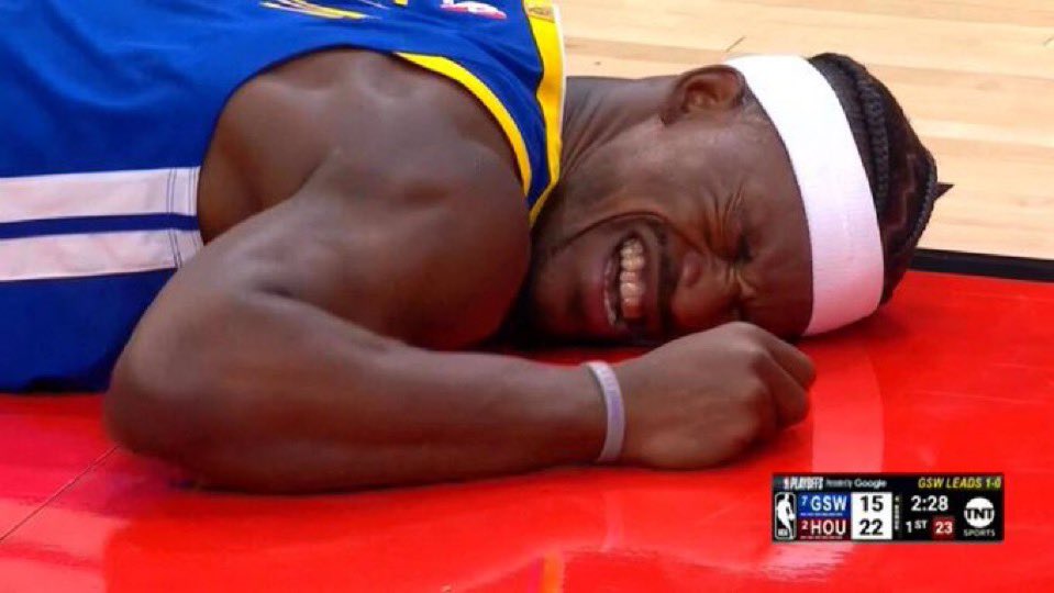 WarriorsLatam_'s tweet photo. Entretiempo.

Solo un milagro alcanza para ganar esta noche. Jimmy y Podz no vuelven, Draymond directamente no está jugando y es un constante Steph + G League contra el rival.

Abajo por 14.

Opinen. https://t.co/R9UjXN7n2Q