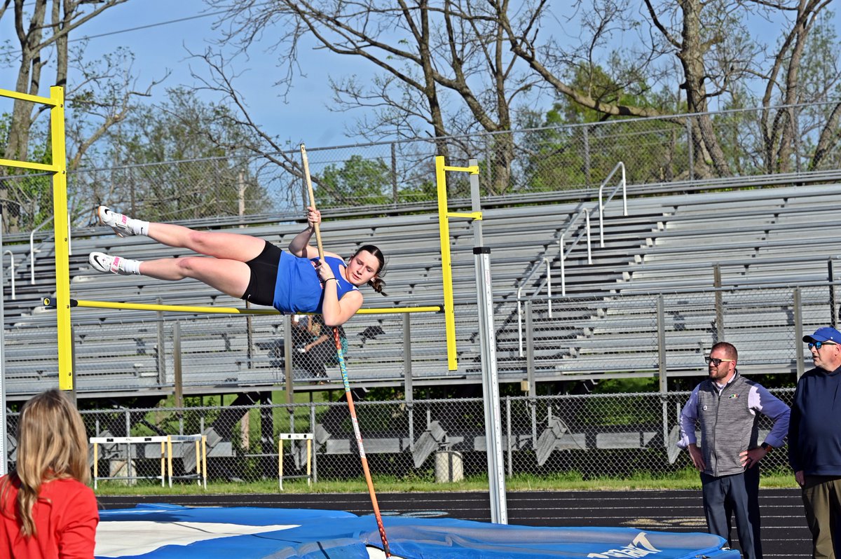 Mike Vescio (@mikesportshots) on Twitter photo City Championship meet at Henry Clay. Huge turnout of athletes and fans on a (finally) beautiful day!
<a href="/HCHS_Athletics/">Henry Clay</a> <a href="/BlueDevilsMedia/">BlueDevilsMedia</a> <a href="/BSHSATHLETICS1/">BryanStationAthletics</a> <a href="/PldAthletics/">PLD Athletics</a> @pldlamplighter <a href="/SportsLafayette/">Lafayette Generals Athletics</a> <a href="/TCDORES1/">Tates Creek Athletics</a>
photos.app.goo.gl/R6LGvmMVoGBAAN… City Championship meet at Henry Clay. Huge turnout of athletes and fans on a (finally) beautiful day!
<a href="/HCHS_Athletics/">Henry Clay</a> <a href="/BlueDevilsMedia/">BlueDevilsMedia</a> <a href="/BSHSATHLETICS1/">BryanStationAthletics</a> <a href="/PldAthletics/">PLD Athletics</a> @pldlamplighter <a href="/SportsLafayette/">Lafayette Generals Athletics</a> <a href="/TCDORES1/">Tates Creek Athletics</a>
photos.app.goo.gl/R6LGvmMVoGBAAN…