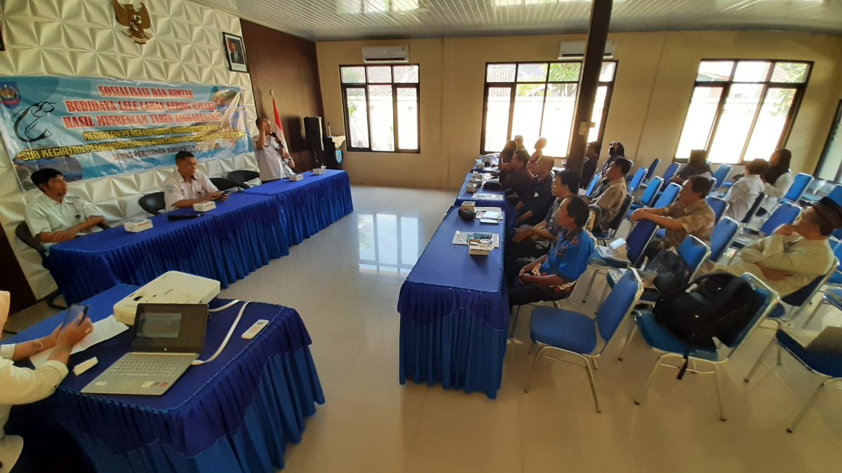 diskankabtegal's tweet photo. Sosialisasi dan Bimtek Budidaya Ikan Lele Lahan Kering (LELAKI) Hasil Munrencam Tahun Anggaran 2025 di Aula Kelurahan Pakembaran.. https://t.co/zNJjwfzxlU