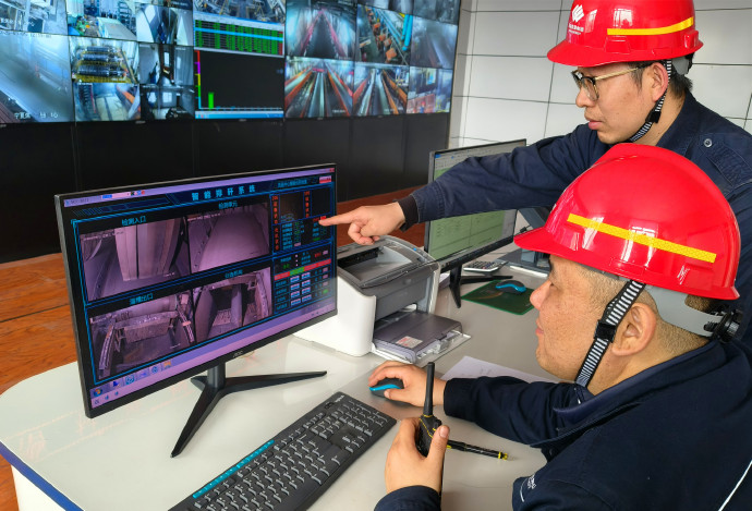 energy_chn's tweet image. 🔥 #InnovativeTech – CHN Energy Ningxia Coal’s new gangue discharge system achieves 90%+ automation &amp;amp; 200 tons/hr capacity, making coal washing greener &amp;amp; more efficient! 🤖️ #CoalCleaningTech #GreenCoal #WasteReduction