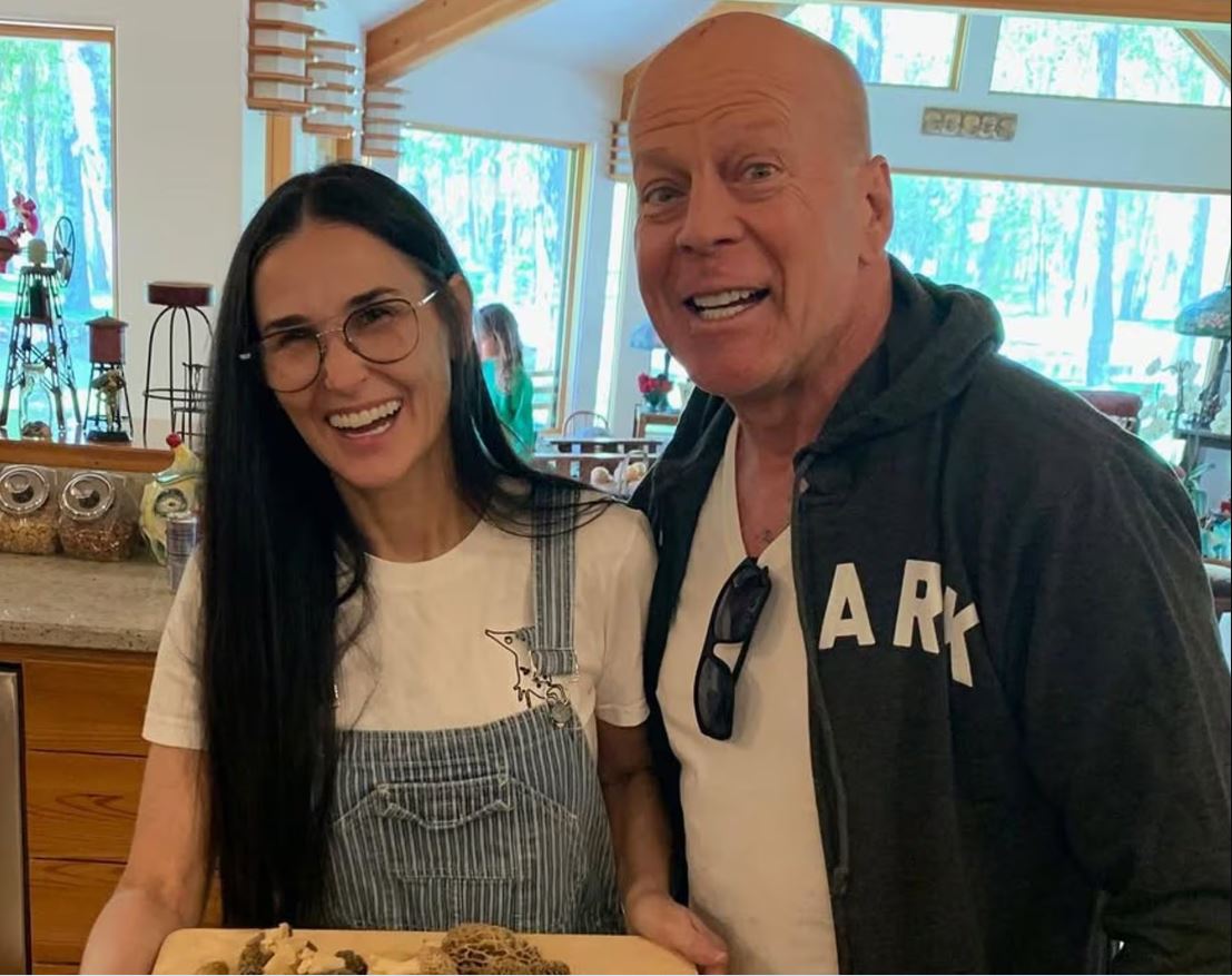 jcafesin's tweet image. The Upside of #Dementia: medium.com/@author_jcafes…
#grandma #grandpa #brucewillis #demimoore #biotech #retirement #aarp #boomers #seniors #wellness #SocialSecurity #Medicare #seniorliving #crispr #aging #mentalhealth #Alzheimers #memoryloss #parenting #momlife #agingbody