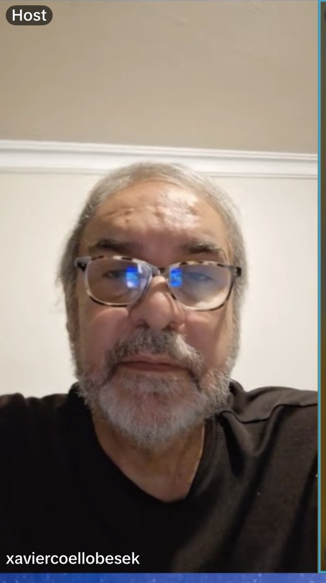 Para los que siguen a Xavier Cuello en Tick tock, les prometí 2 entradas a Palco 7, dejen su marcador para el partido contra Macara. Obligado que lo sigan. 
Dejen su marcador en comentarios, uno solo por cuenta, 2 o más se anulan.