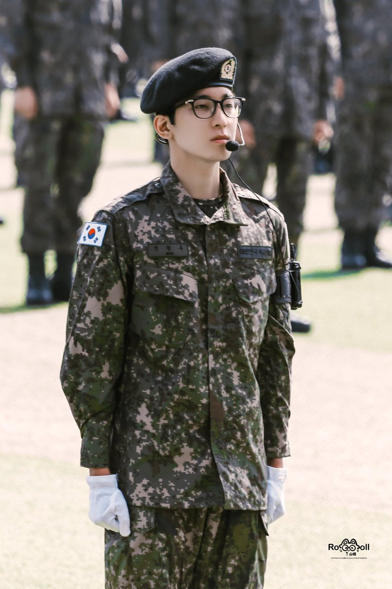 WW0_0717's tweet image. 20250424
🫡🐈‍⬛🪖

#원우  #WONWOO  #全圆佑  #ウォヌ 
#세븐틴  #SEVENTEEN