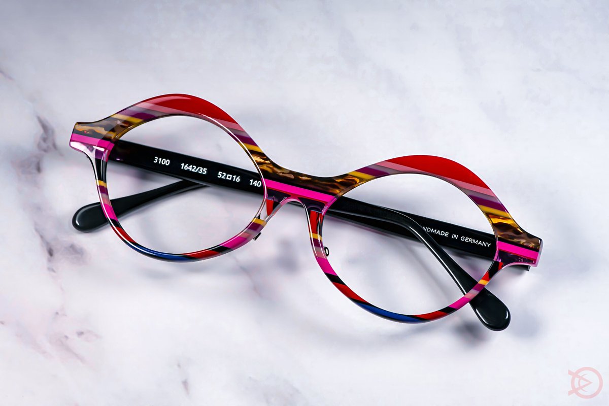 VisioOptical's tweet image. Unapologetically bold, undeniably refined. WISSING frames bring together classic craftsmanship and daring design for eyewear that breaks every rule. #DistinctiveFrames #HandmadeLuxury #WissingEyewear