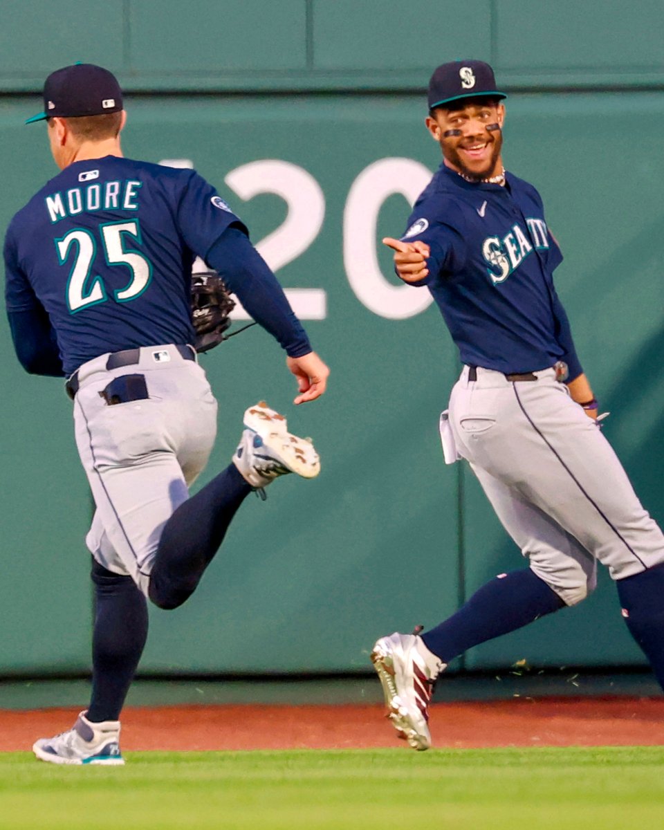 Mariners's tweet photo. Just a few more days until we’re back home 🏠

Join the party this Friday when we face the Marlins, with the first 10,000 fans receiving a stylish City Connect Captain’s hat! #TridentsUp

>> https://t.co/Jd5aJhY8i5 << https://t.co/d55R8QiI41