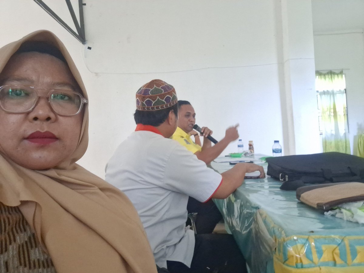 Koperasi Merah Putih untuk Bangun Desa Bangun Indonesia, semangat berdesa
#TerimaKasihPakYandriSusanto
<a href="/prabowo/">Prabowo Subianto</a>
<a href="/YandriSusanto27/">Yandri Susanto</a>
<a href="/ArizaPatria/">Ariza Patria</a>
@Taufikmadjid27
<a href="/kemendespdt/">#BangunDesaBangunIndonesia</a>
<a href="/bpsdmkemendesa/">Bpsdm Kemendesa</a>