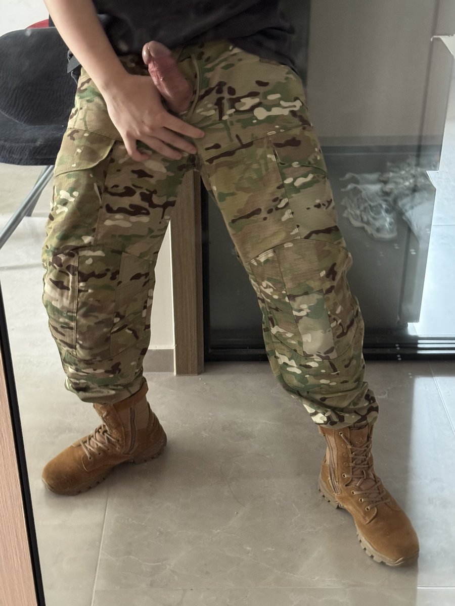 牛子好像锁不住，半夜硬醒2次，这谁受的了