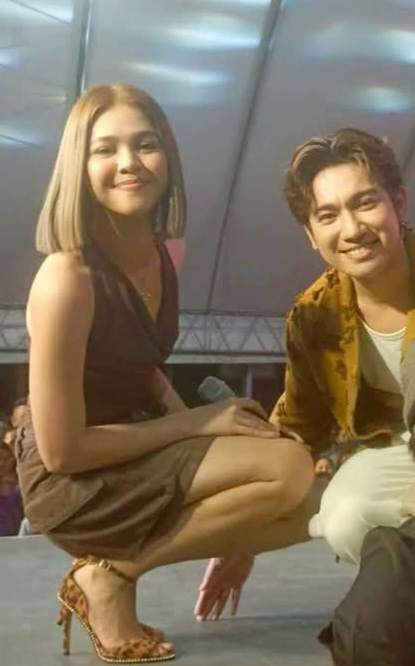 nhetzzki's tweet photo. A million times will always choose u both

JMIELLE PERFECT CHEMISTRY 

AprilFeels WithJMielle

#JMielleSOUPerFun https://t.co/YUcN6FVCsI