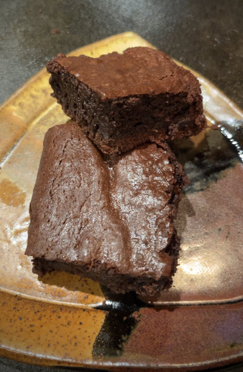 Vitamin Dee tweet media