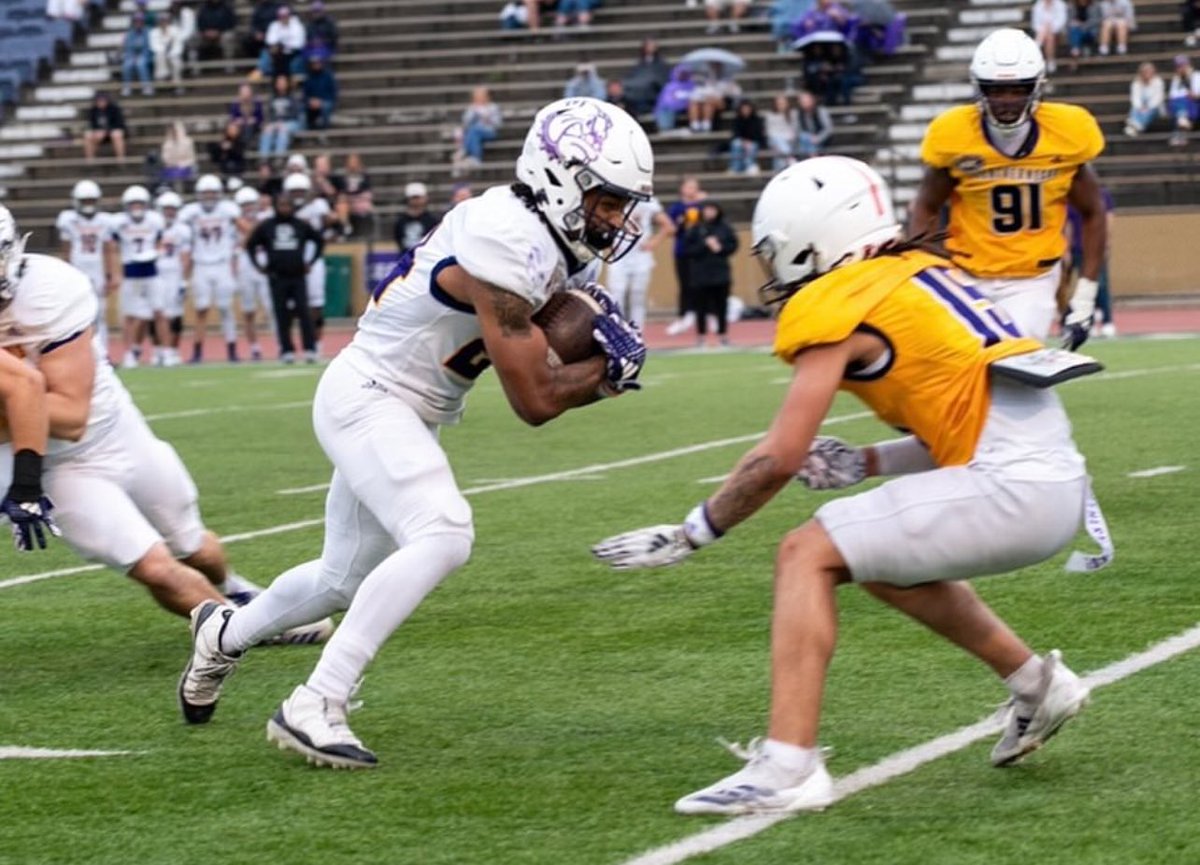 Ernest Temple (@thatboiiernie) on Twitter photo One Goal 🥇
#MacombSupremacy
#Leathnerneck🏈
#Jucoproduct <a href="/Dupage_Football/">College of DuPage Football</a>
<a href="/WIUFootball/">Western Illinois Football</a> <a href="/WIUAthletics/">Western Illinois Leathernecks</a> One Goal 🥇
#MacombSupremacy
#Leathnerneck🏈
#Jucoproduct <a href="/Dupage_Football/">College of DuPage Football</a>
<a href="/WIUFootball/">Western Illinois Football</a> <a href="/WIUAthletics/">Western Illinois Leathernecks</a>