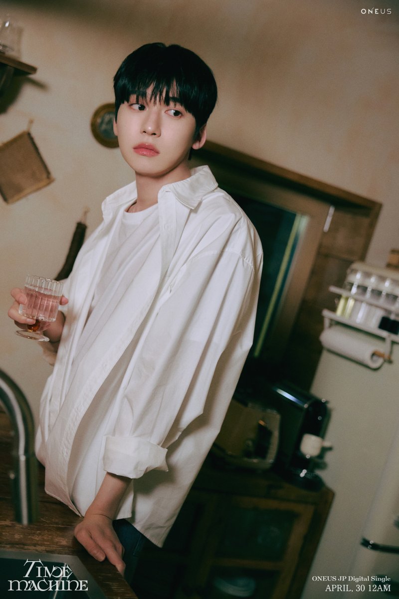 official_ONEUS's tweet photo. [#원어스]

ONEUS JP Digital Single 'TIME MACHINE'

CONCEPT PHOTO
🎇KEON HEE🎇

2025.04.30 12AM (KST) RELEASE✔

#ONEUS #건희 #KEONHEE
#Digital_Single
#TIME_MACHINE https://t.co/9OOigGBGwH
