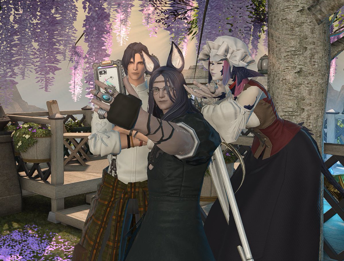 RegularCuti's tweet image. Gahhh i love the new emote so much.