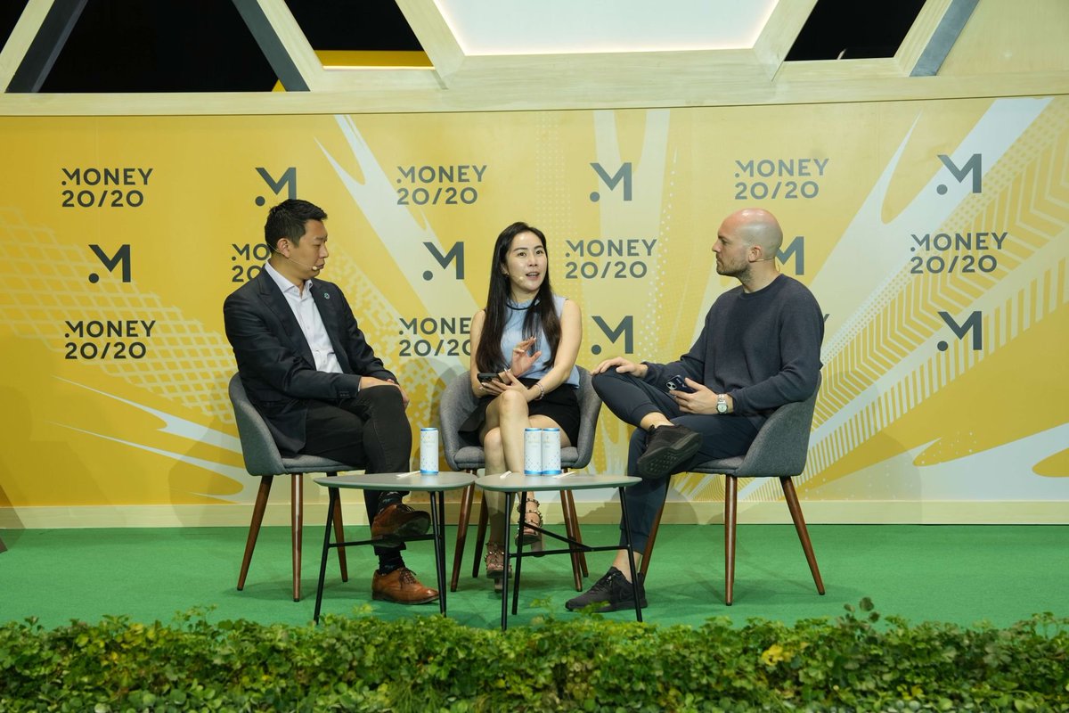 Stefano Sanabria (@stefanosanabria) on Twitter photo Stablecoin payments are eating global commerce.
For <a href="/AleaResearch/">Alea Research</a> I spoke w/ Director of Strategy at <a href="/paydifycom/">Paydify</a>, <a href="/PakningLuk/">Pakning Luk</a>, and VP APAC at <a href="/circle/">Circle</a>, Yam Ki Chan at <a href="/money2020/">Money20/20</a> Asia.
Key Insights:
1. Frictionless now means true inter-op between trad banking and blockchains. Stablecoin payments are eating global commerce.
For <a href="/AleaResearch/">Alea Research</a> I spoke w/ Director of Strategy at <a href="/paydifycom/">Paydify</a>, <a href="/PakningLuk/">Pakning Luk</a>, and VP APAC at <a href="/circle/">Circle</a>, Yam Ki Chan at <a href="/money2020/">Money20/20</a> Asia.
Key Insights:
1. Frictionless now means true inter-op between trad banking and blockchains.