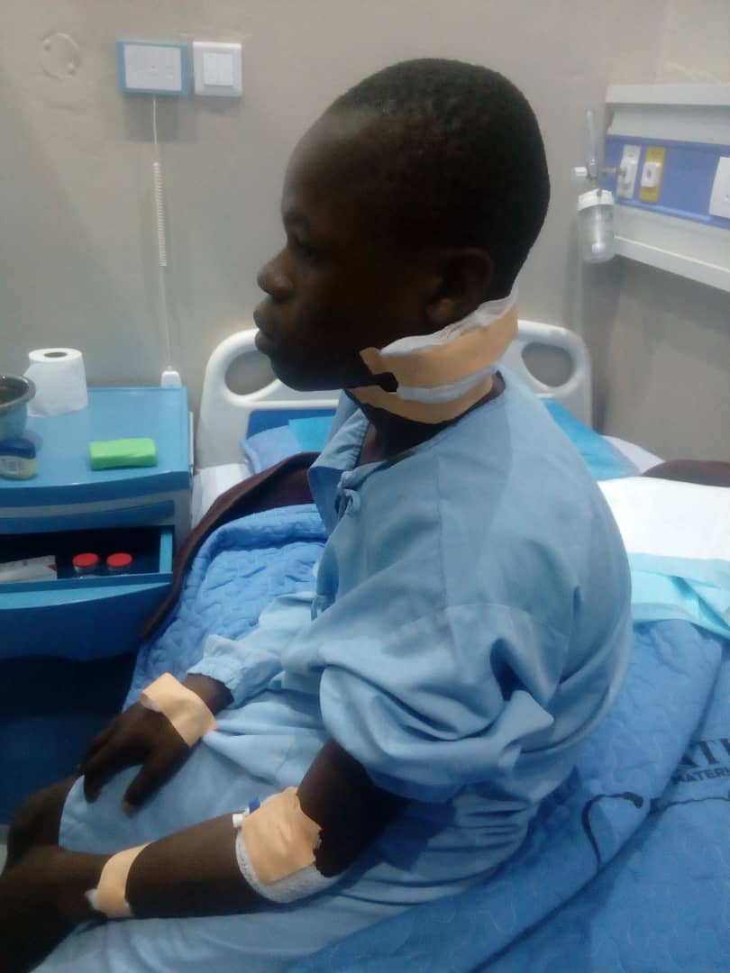 LNkomo54428's tweet photo. Morning people of Zimbabwe 
 This is Madzibaba veshanduko's son 
Let us all pray for him 
@ChangeRadioZW  thank for Standing solidarity with Godfrey Karembera 
 Will never lose hope in the leadership of HE President Advocate @nelsonchamisa 
 Thank you @LynneStactia https://t.co/OUupefIZq8