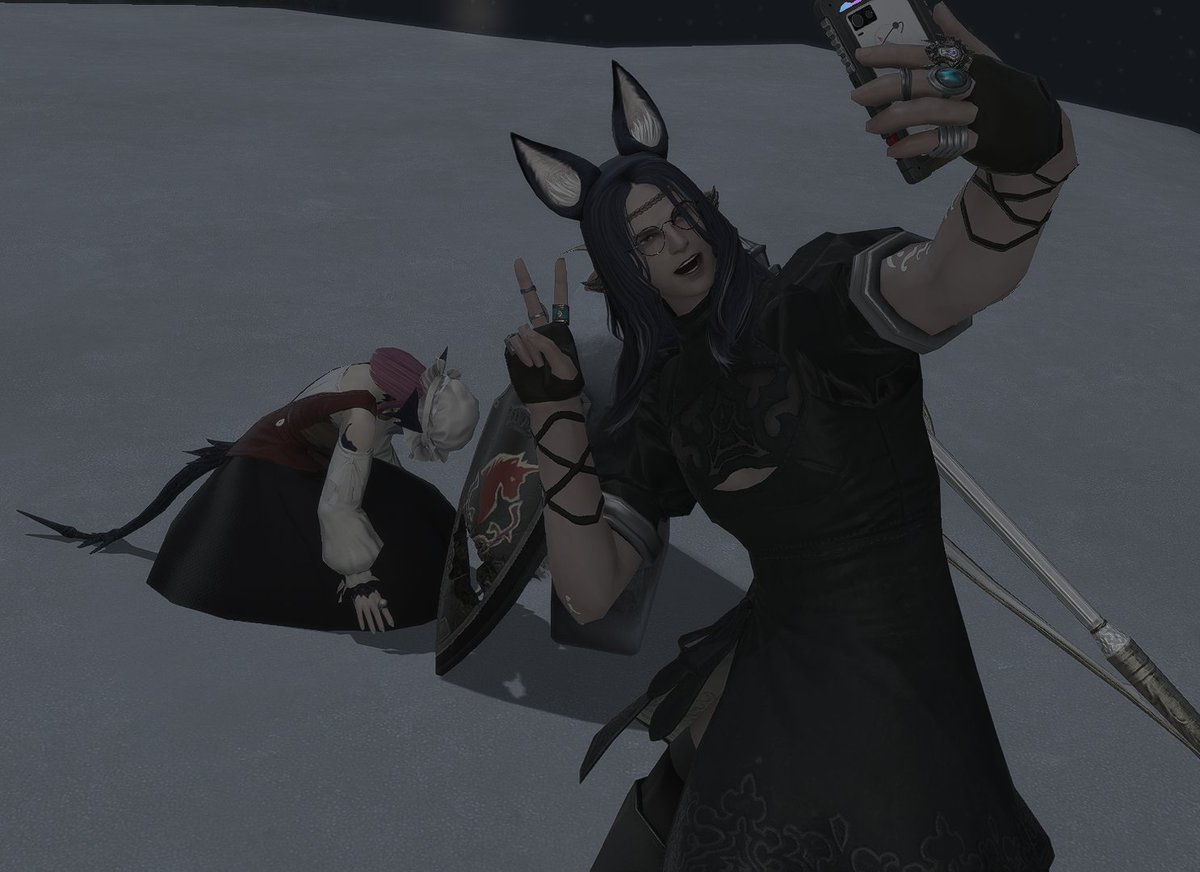 RegularCuti's tweet image. Gahhh i love the new emote so much.