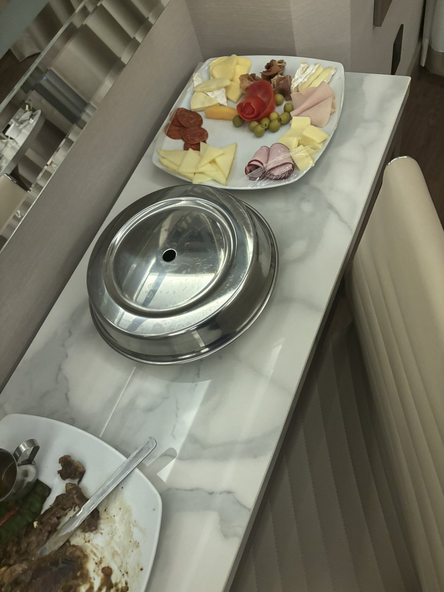 REVOLVER (Apuestas) 👁️ tweet media