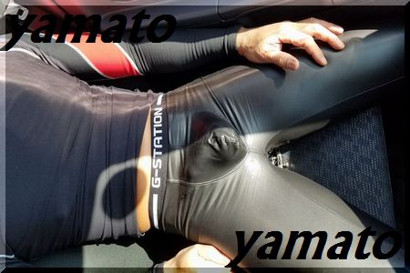 fighting_yamato's tweet photo. Chapter17-①【夜間飛行】(刮目編)
この画像を見てから妄想日記を読んでね。🤗
#BLサスペンス #ゲイ露出 #露出狂 #野外全裸 #野裸 #裸俗 #緊縛男子 #ゲイ変態 #gay #競パン #PA #FF #rubber #gymwear #leather  #ゲイ小説 #TIGHTS #LEGGINGS #SINGLET #エロ筋トレ #Mensbra  #COCKCAGED
🌟新章開始 https://t.co/wZOWHZfE3g