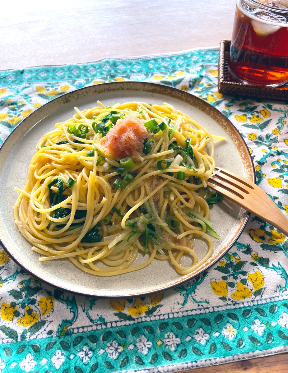 お昼ごはん🍝
明太子パスタに残っていた水菜のおひたしを投入(っ'-')╮=͟͟͞͞♡🌿
おいしかったです☺️

Switch2当たってますように〜！！！

#おうちごはん 
#お昼ごはん