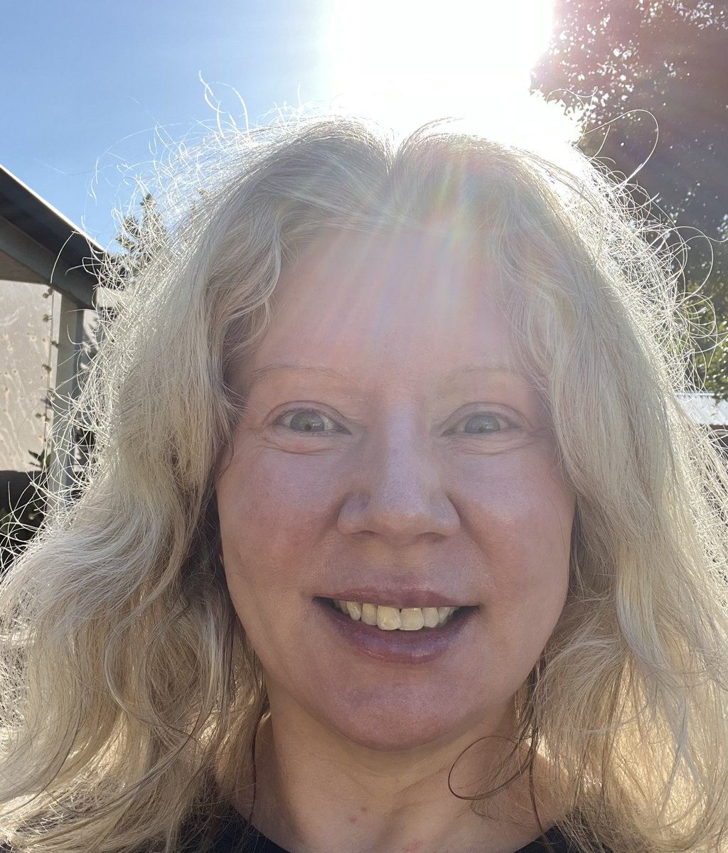 Jennifer ann tweet media