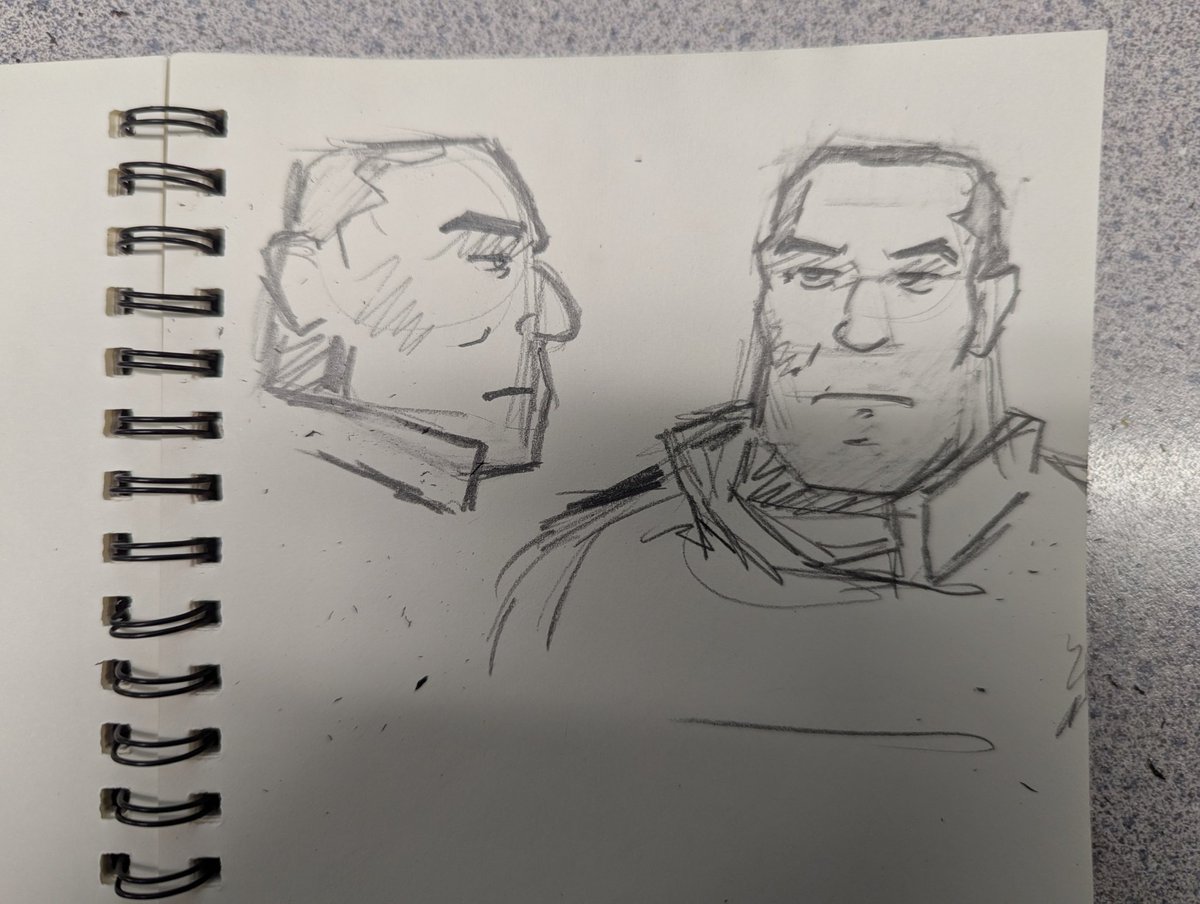 ST4ROFM0URNING's tweet image. Sketches from class bc. Sometimes I still draw