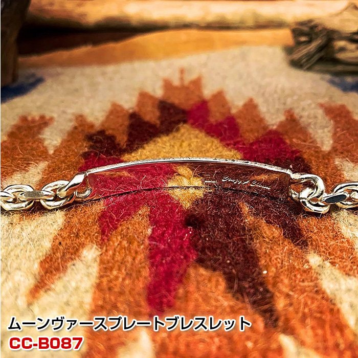 JewelryStrive's tweet photo. 【一点ずつ職人が製作】
このブレスは、ご注文を受けてから職人が一つずつ手作業で仕上げます。
手にした瞬間、丁寧な仕事が伝わります。
だからこそ、特別な一本になる。
🎁ギフトにもおすすめ
#受注生産 #クラフトマンシップ #特別な一本 https://t.co/S7N8zsEBr9