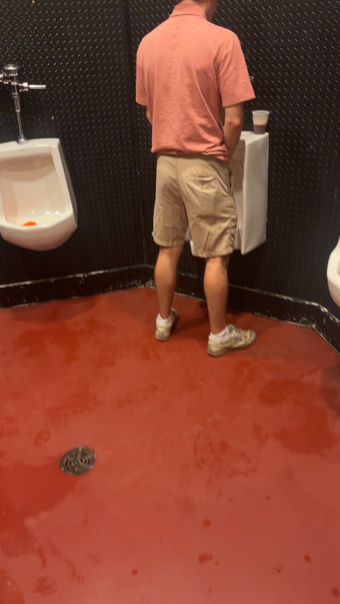 Elliot Hayes barcrawl? #shrink my school